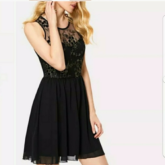 The EMMA Black Skater Dress - Picture 3 of 3